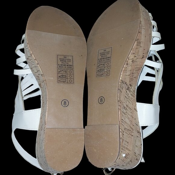 Pierre Dumas White Strappy Sandal New Cork Sole size 8M Spring, Summer - Picture 3 of 4